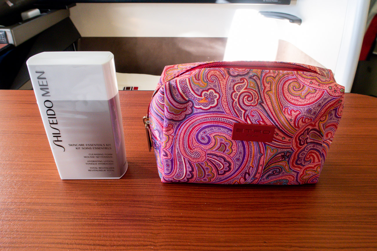 JAL 777-300ER First Class Amenity Kit