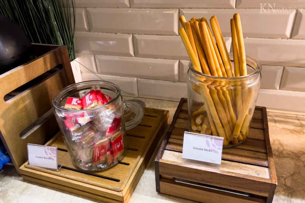Plaza Premium (Heathrow Terminal 2) Breadsticks