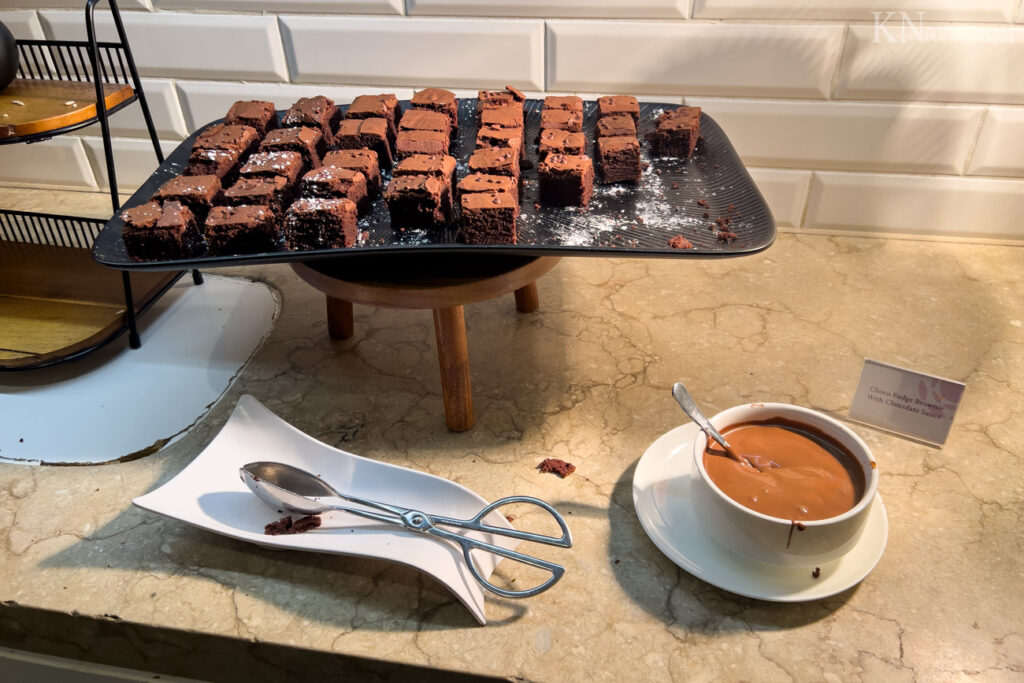 Plaza Premium (Heathrow Terminal 2) Brownies