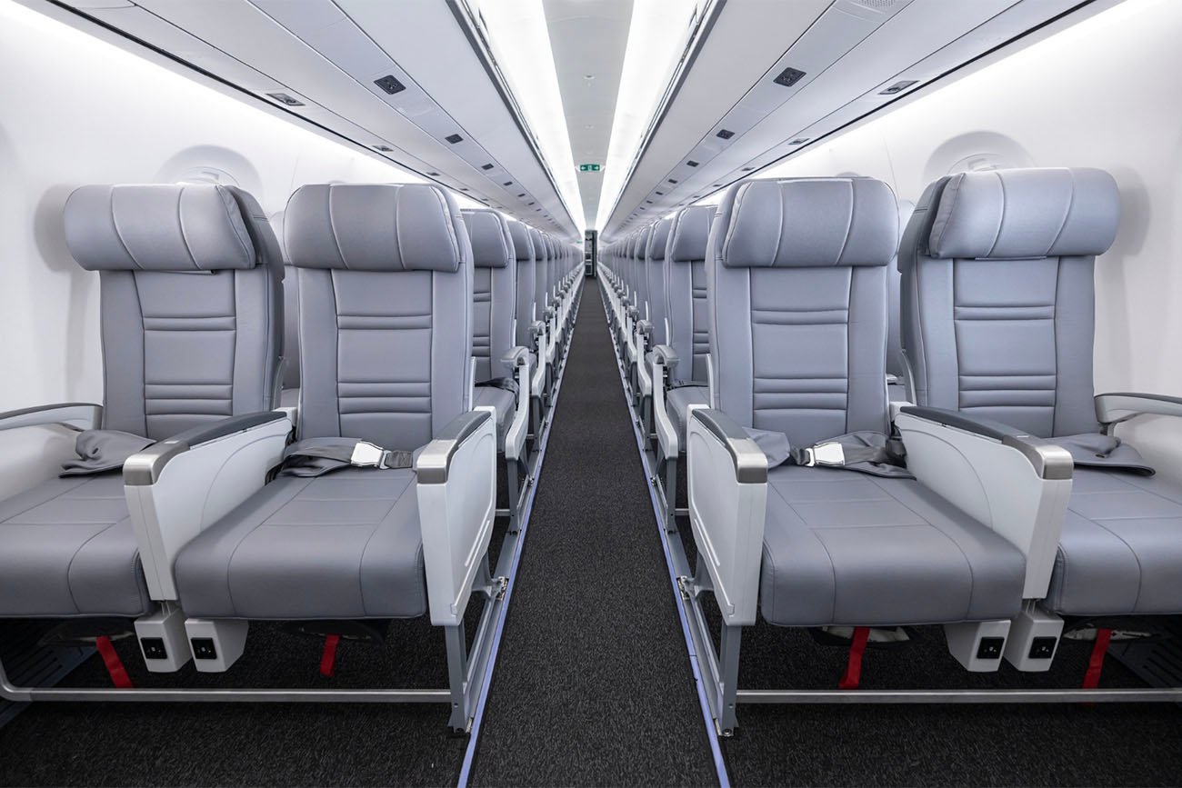 Royal Jordanian E195-E2 Economy Class
