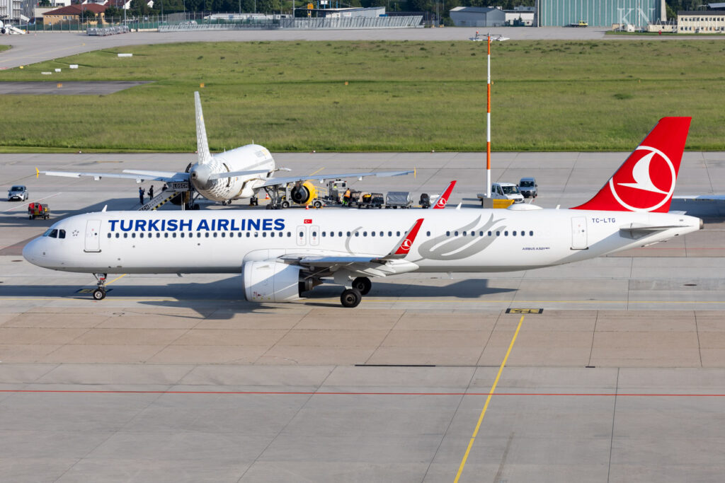 Turkish Airlines A321neo in Stuttgart