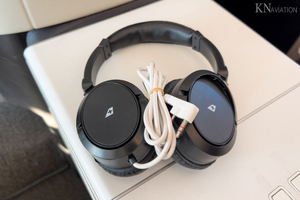 Swiss Long-Haul Business Class Headphones